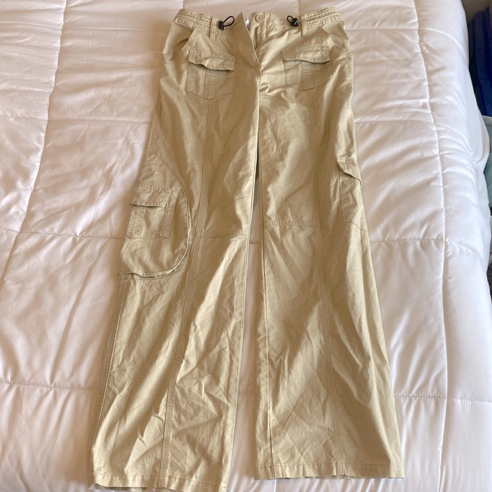 NWT Brandy Melville Cargo Pants